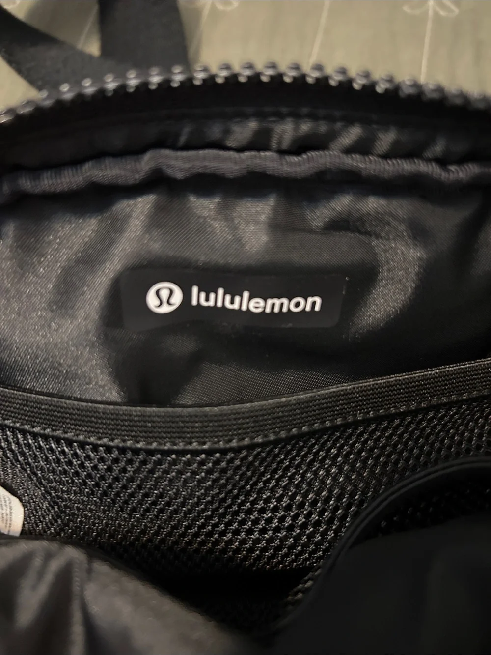 lululemon athletica Cream Crossbody Belt Bag with Black Strap